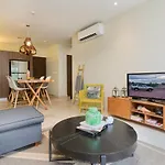 Palmares Luxe Apartment By Simply Comfort